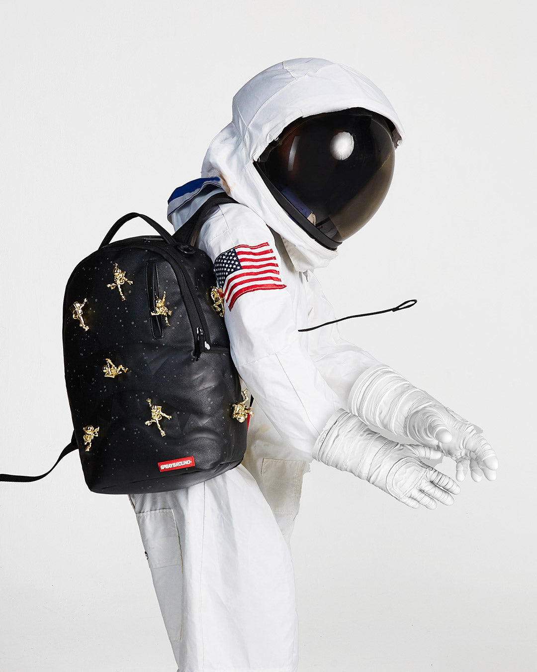THE LOST IN SPACE BACKPACK (10 3D GOLD METAL ASTRONAUTS)