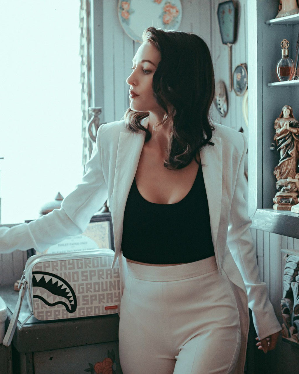 SPLIT THE CHECK (PEARL) TOILETRY BAG