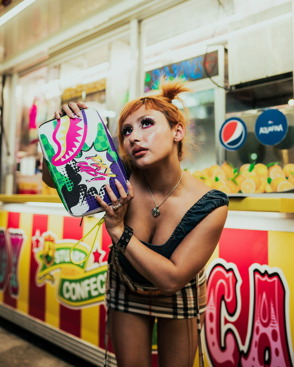 DREAMY TECHNICOLOR TOILETRY BAG