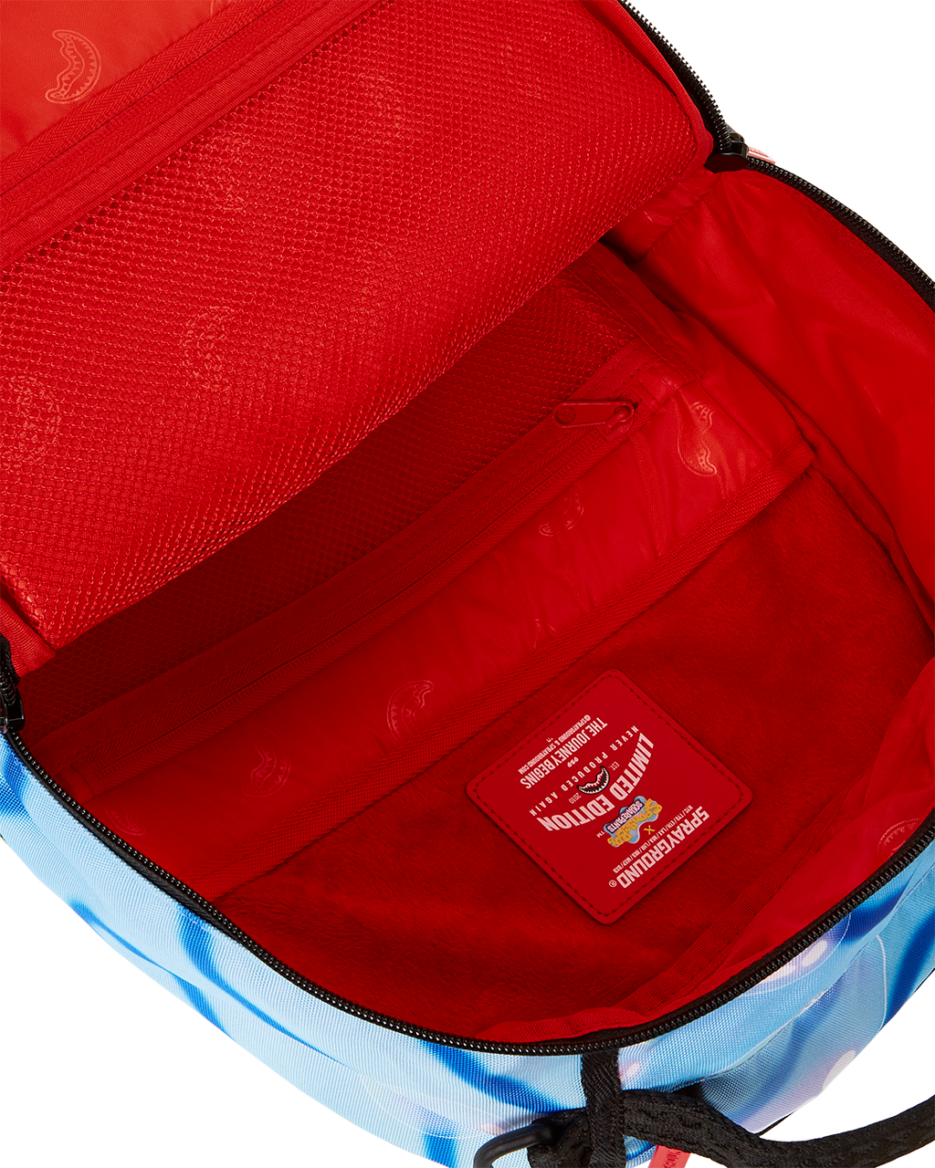 SPONGEBOB SHARK SHAPE SPONGE (DLXR)