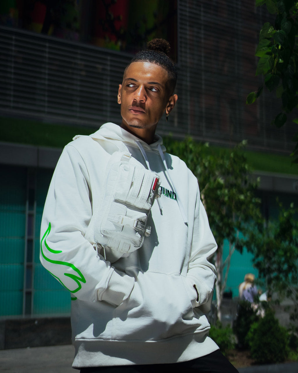 STRATOSPHERE CARGO CROSSBODY