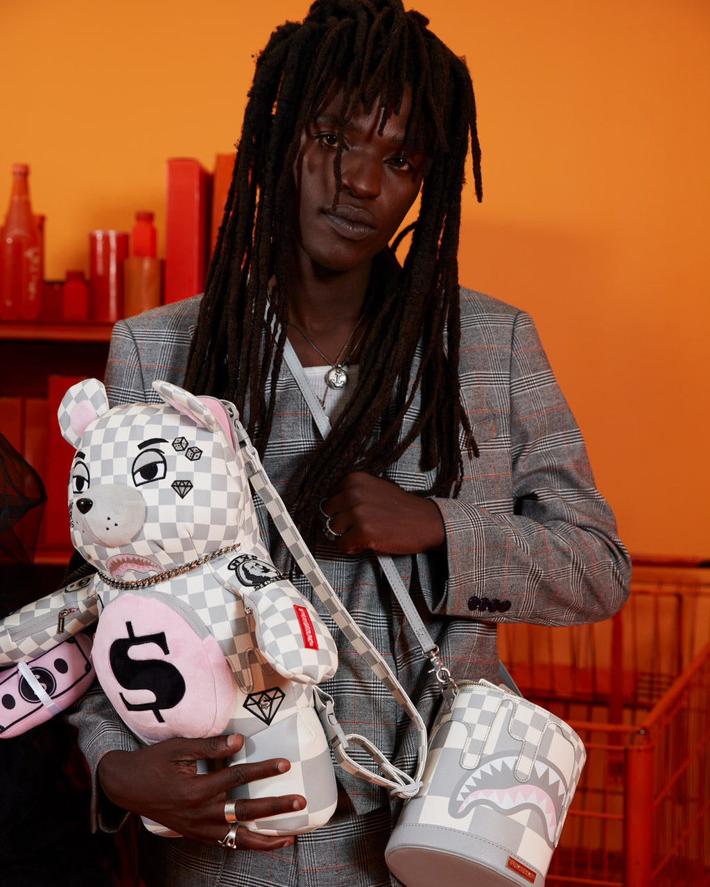 XTC LA PALAIS PAINTBUCKET BAG