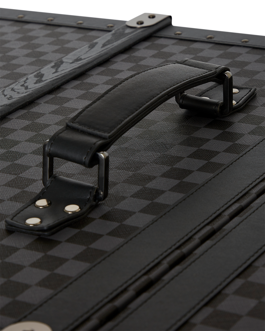 VANQUISH II WARDROBE TRUNK