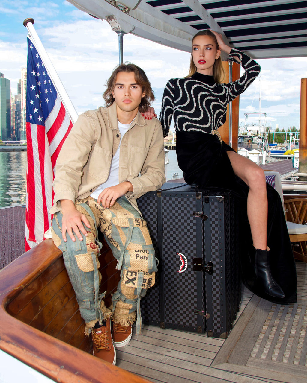 VANQUISH II WARDROBE TRUNK