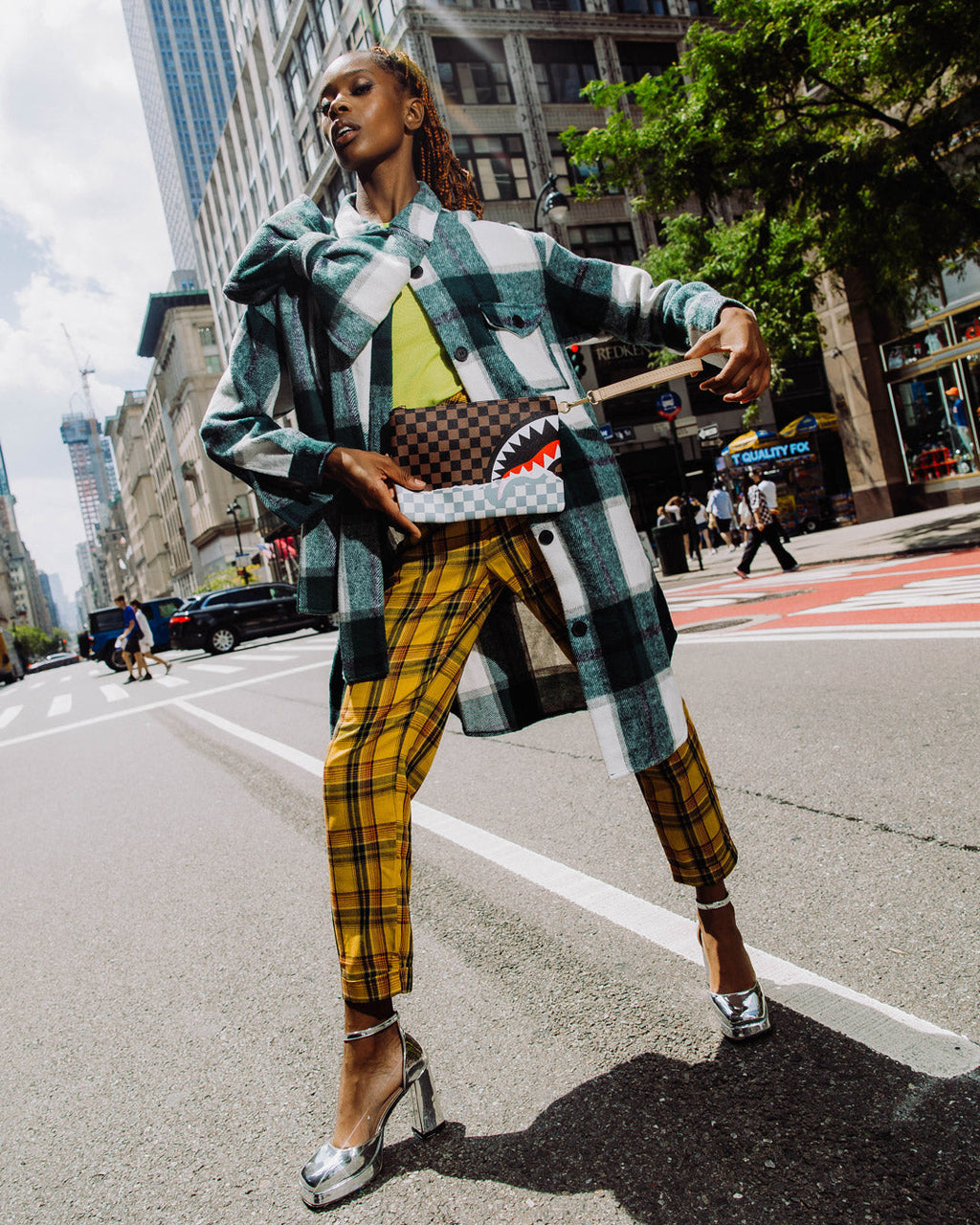 UNSTOPPABLE ENDEAVORS II CROSSOVER CLUTCH