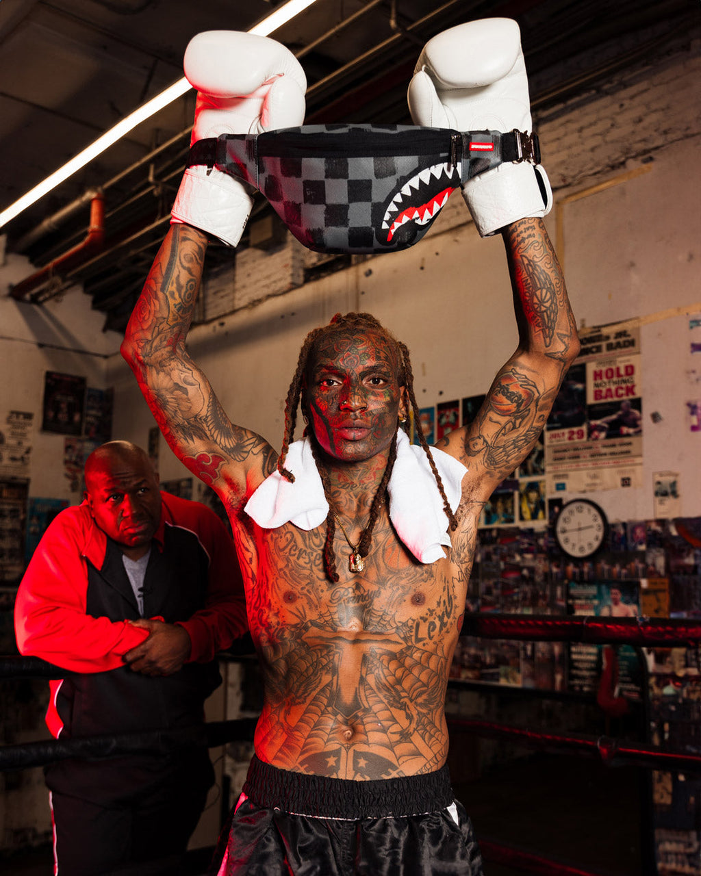 VANQUISH II SAVVY CROSSBODY