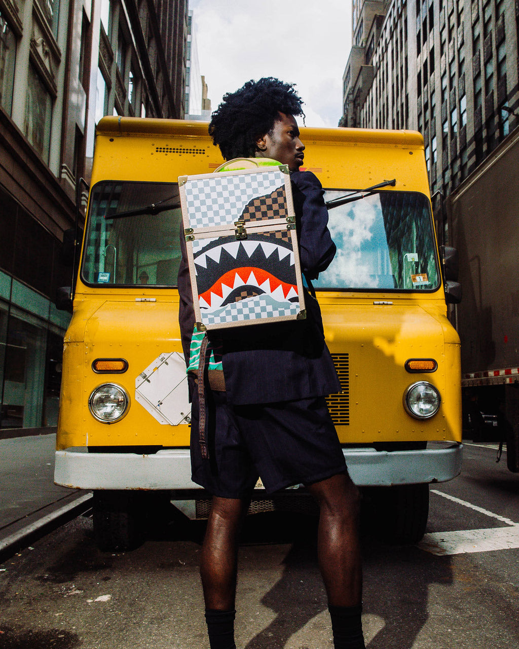 UNSTOPPABLE ENDEAVORS II CHATURANGA SHARK 1900 BACKPACK