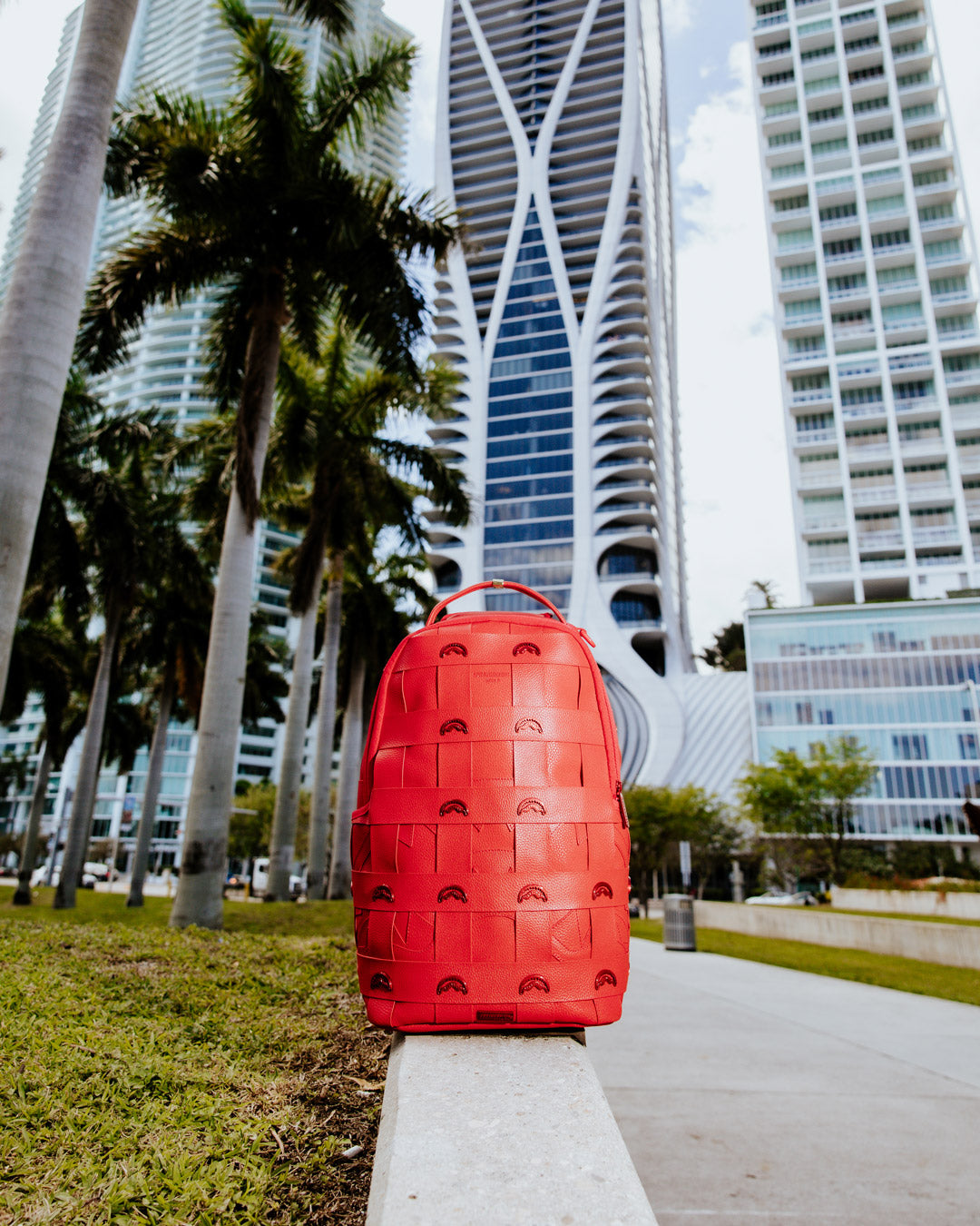 SUPER HOT FIRE DLX BACKPACK