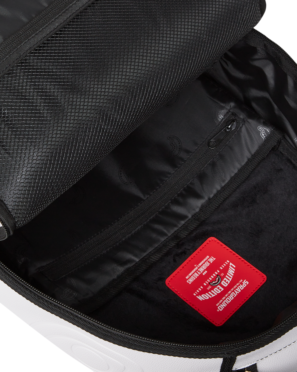 SPRAYSHARKS WORLDWIDE BACKPACK