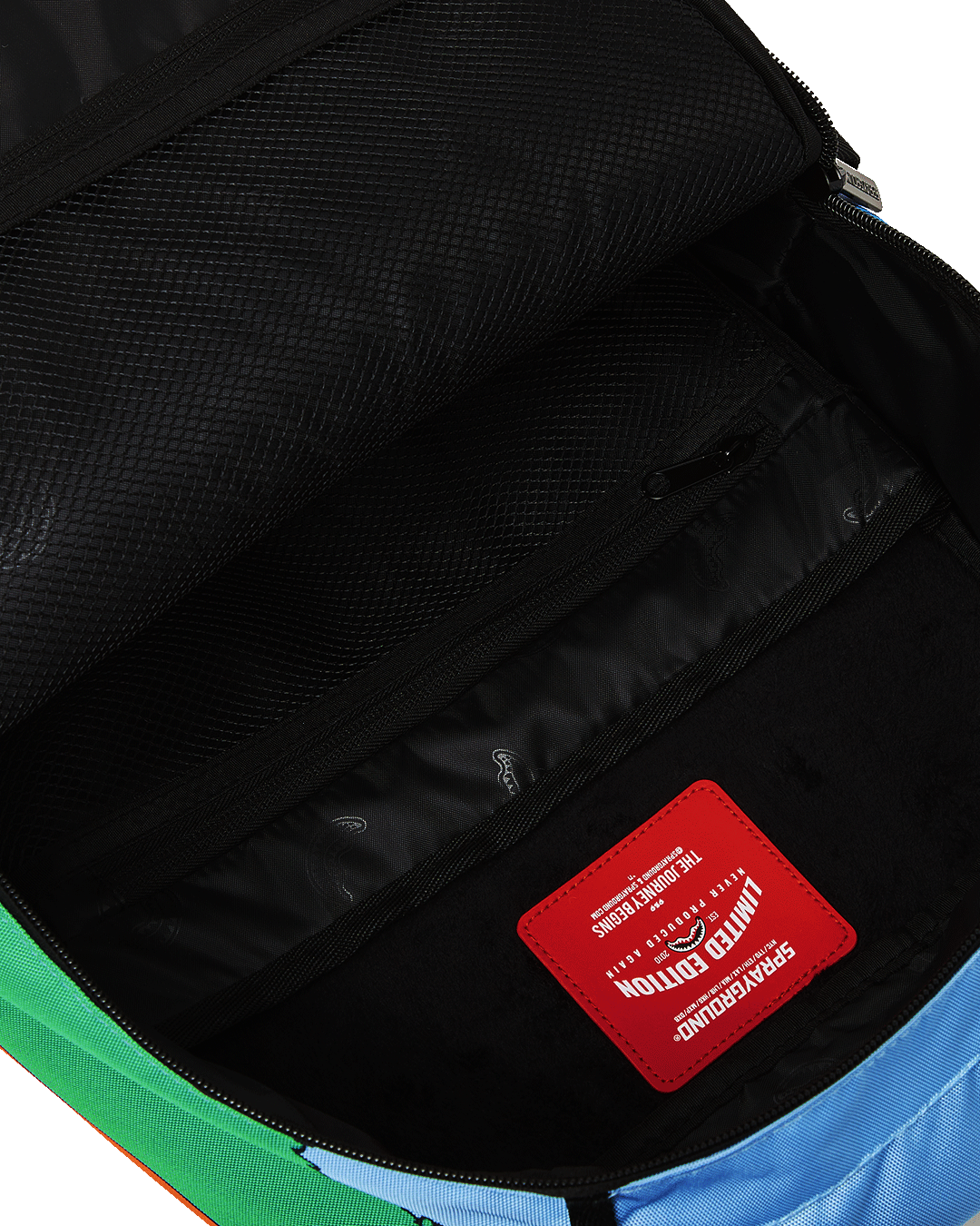 SMURFS MUSHROOM VILLAGE BACKPACK