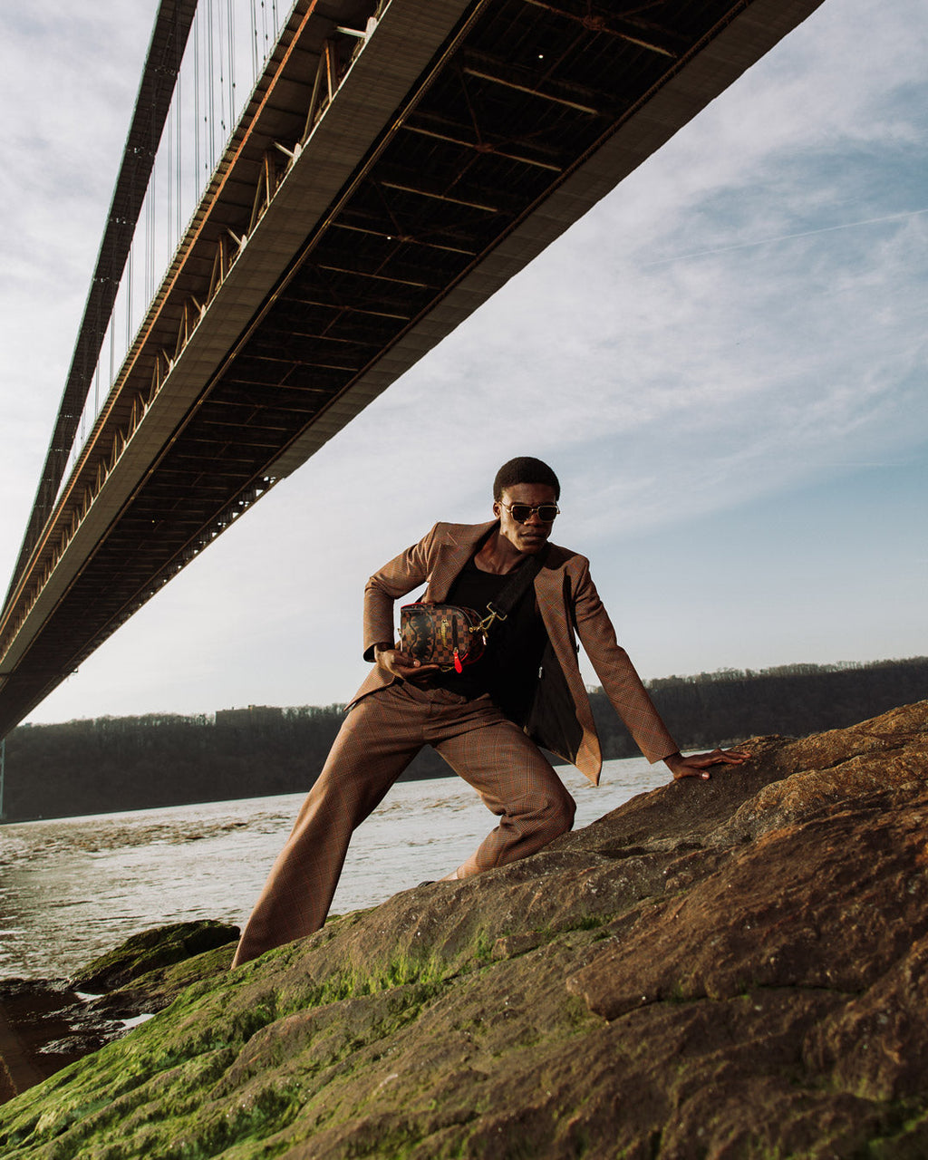 TAKEOVER THE THRONE BACKPACK SLING