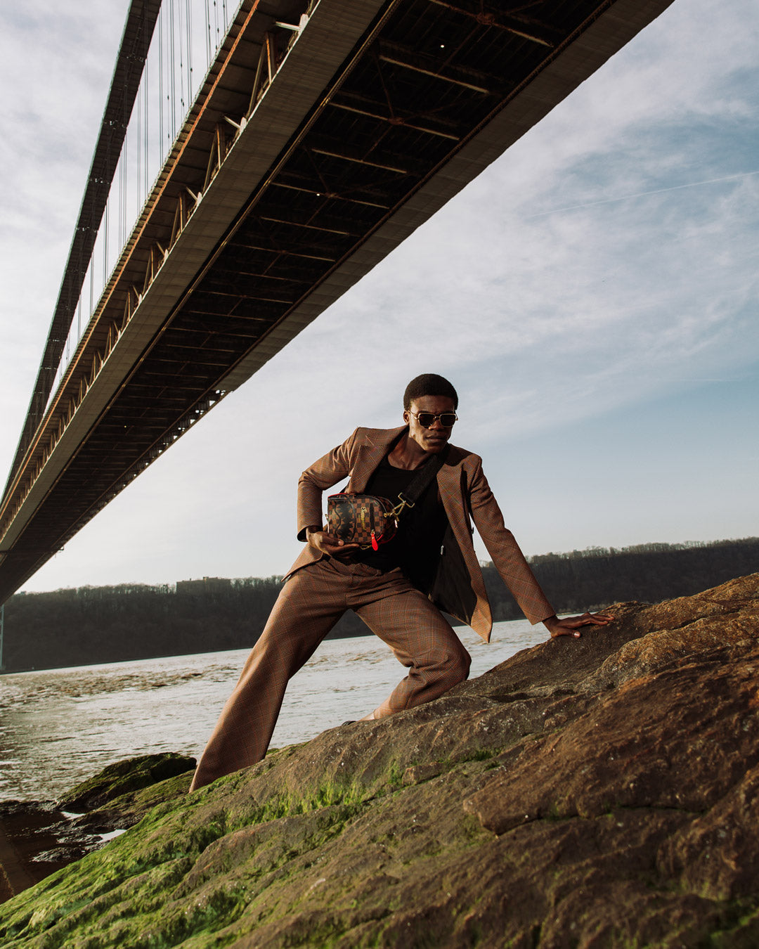 TAKEOVER THE THRONE BACKPACK SLING