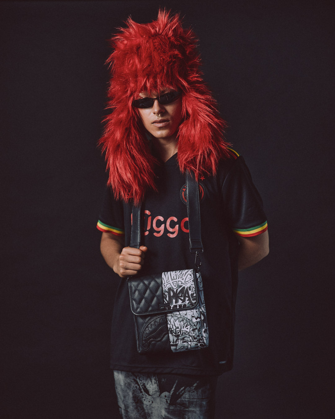 DARK WAVE MESSENGER BAG