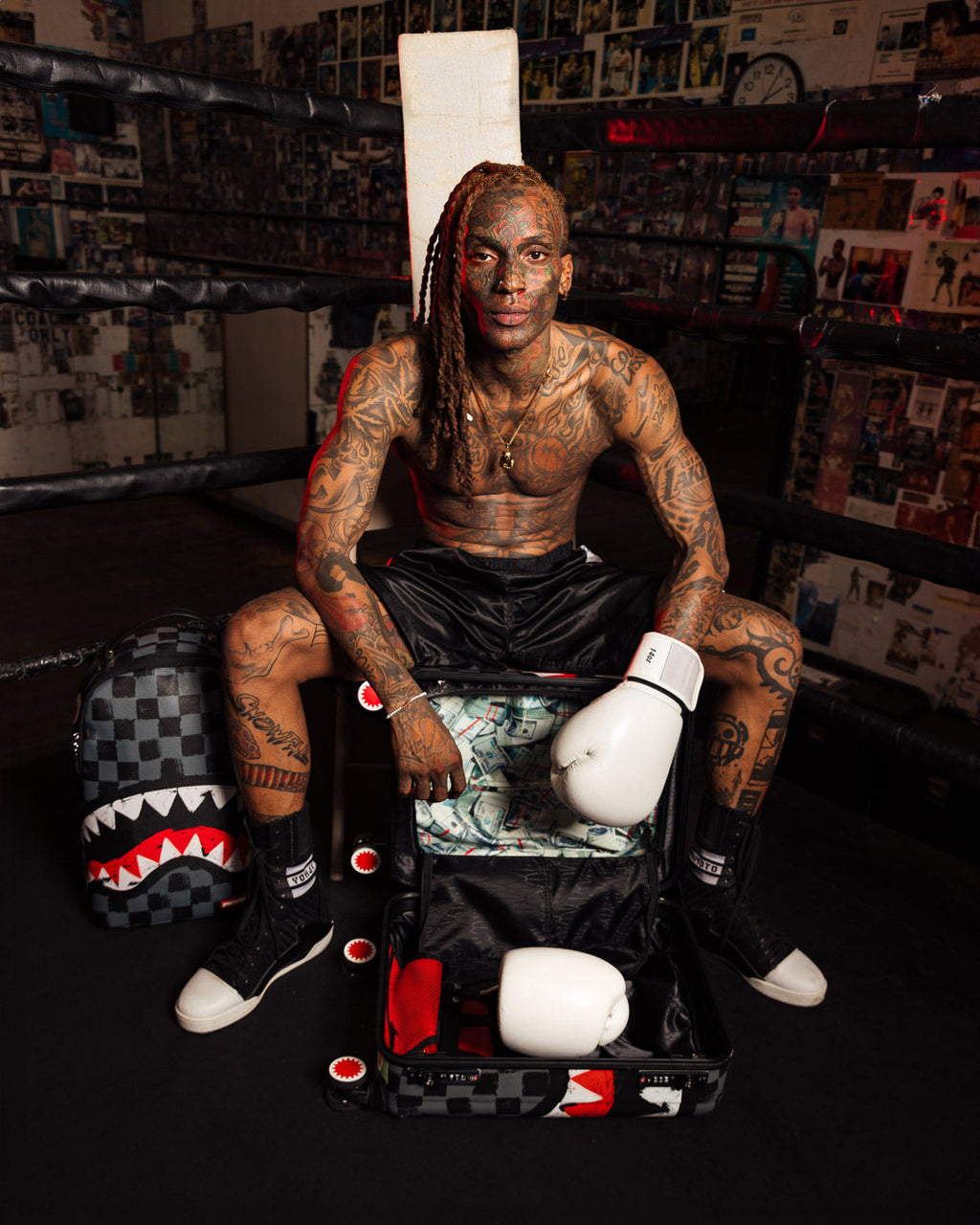 VANQUISH II SHARKNAUTICS HARDSHELL CARRY-ON LUGGAGE