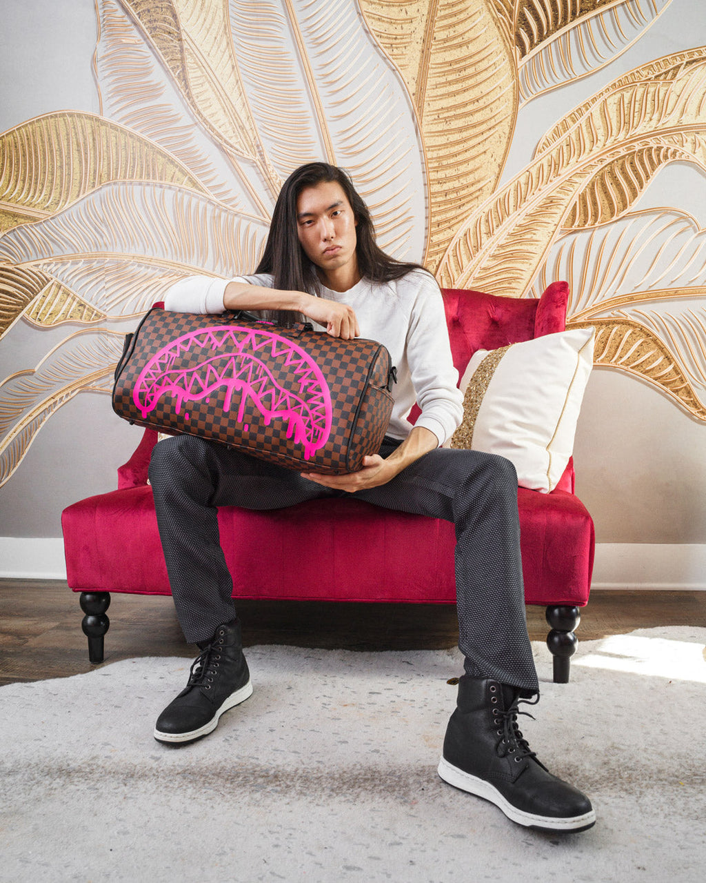 THE ARTISTS TOUCH DUFFLE