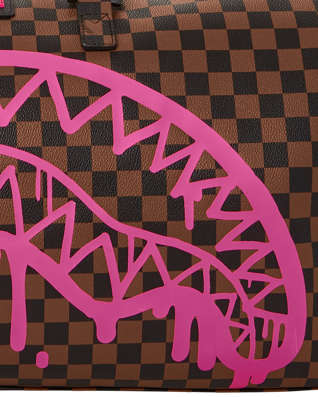 THE ARTISTS TOUCH DUFFLE