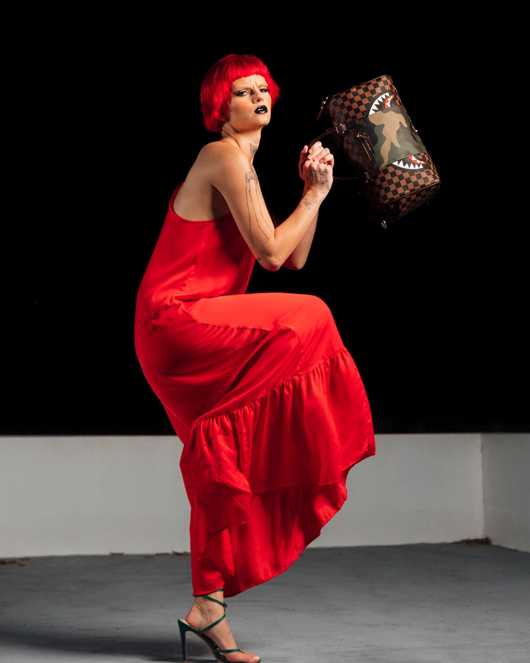 EXTERIOR GOLD ZIP POCKET SHARKS IN PARIS MINI DUFFLE