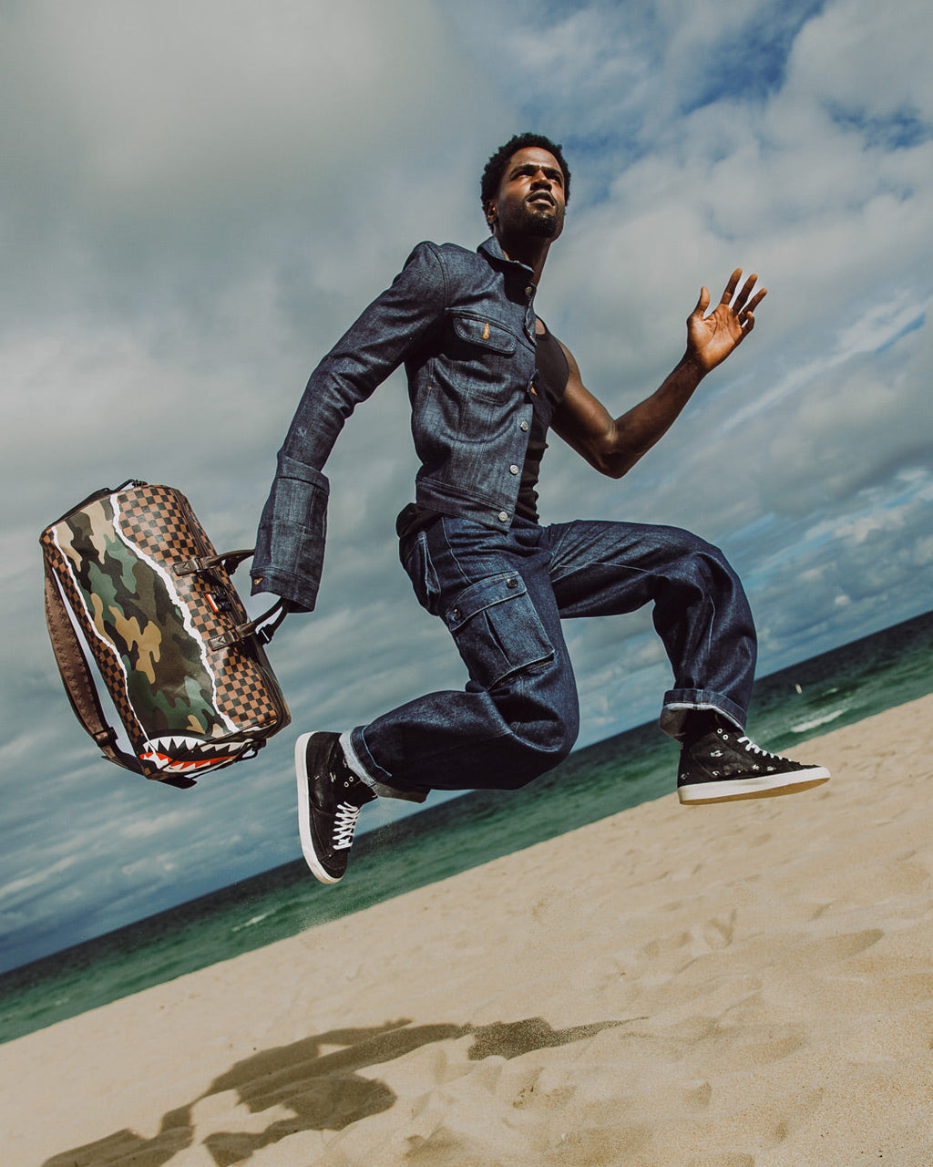 UNSTOPPABLE ENDEAVORS III DUFFLE