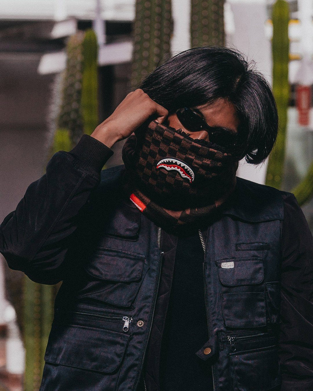 XTC SHARKS IN PARIS NECK WARMER