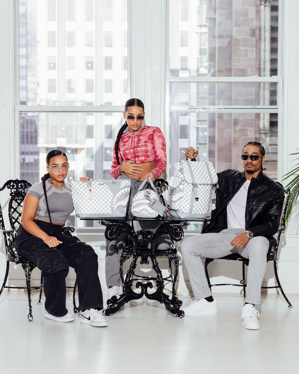 AIR TO THE THRONE JETSET TOTE