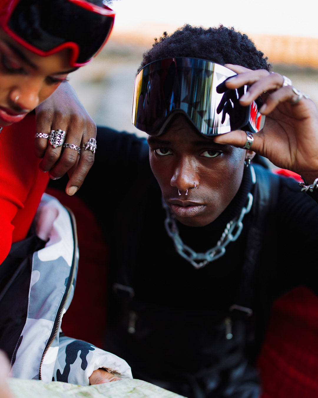 SKY HIGH SEEKERS ARCTIC SKI GOGGLES (3 INTERCHANGEABLE LENSES)