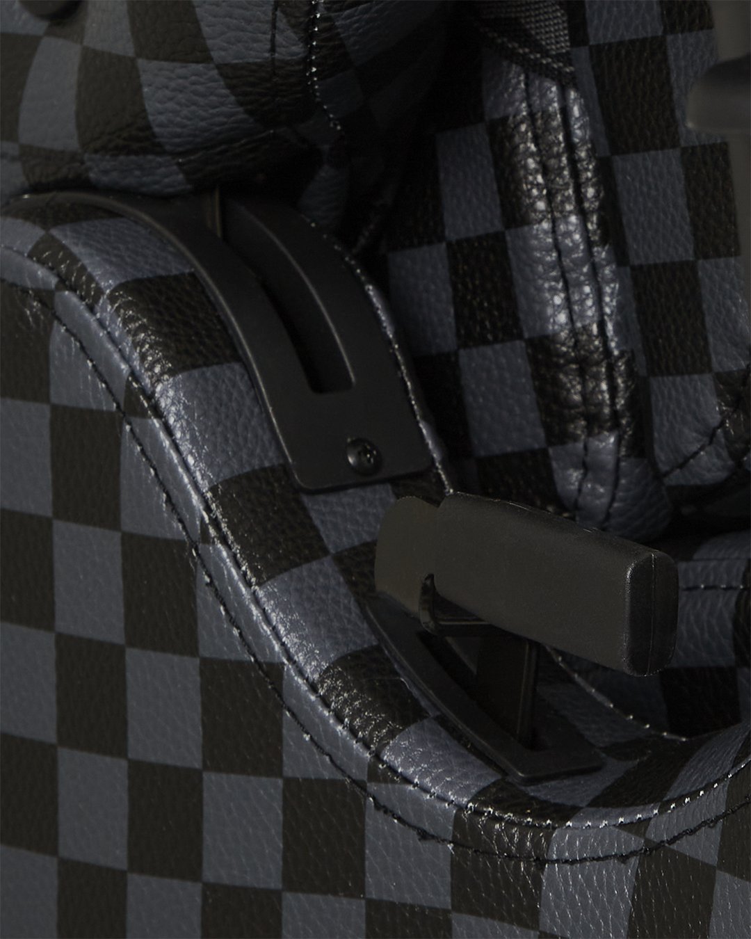 SPEED SHARK SIDE SWIPE GAMING CHAIR