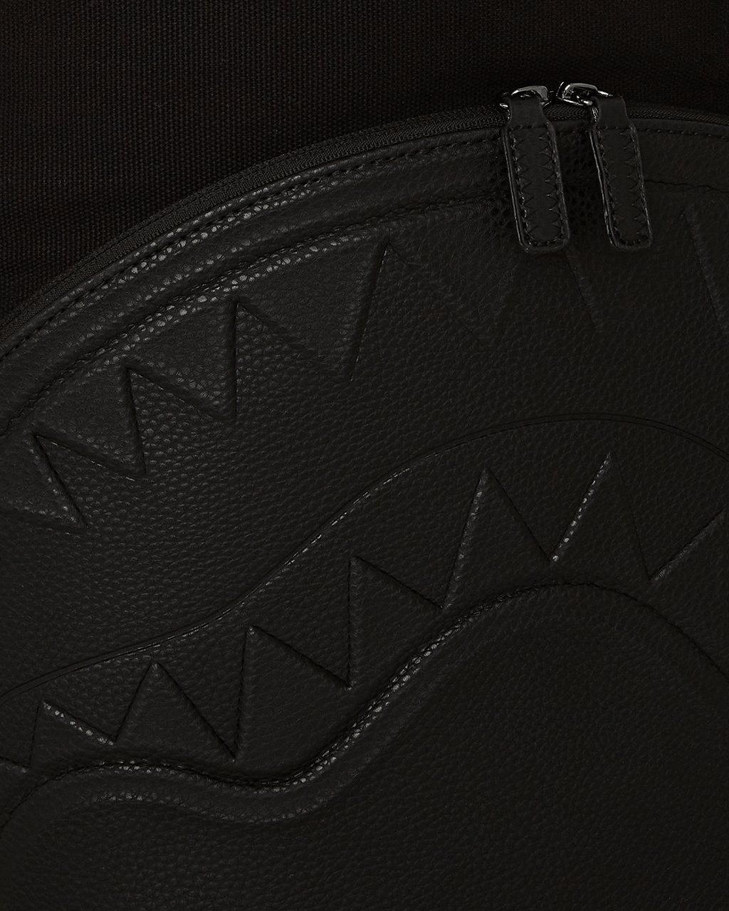 STEALTH FANG BACKPACK