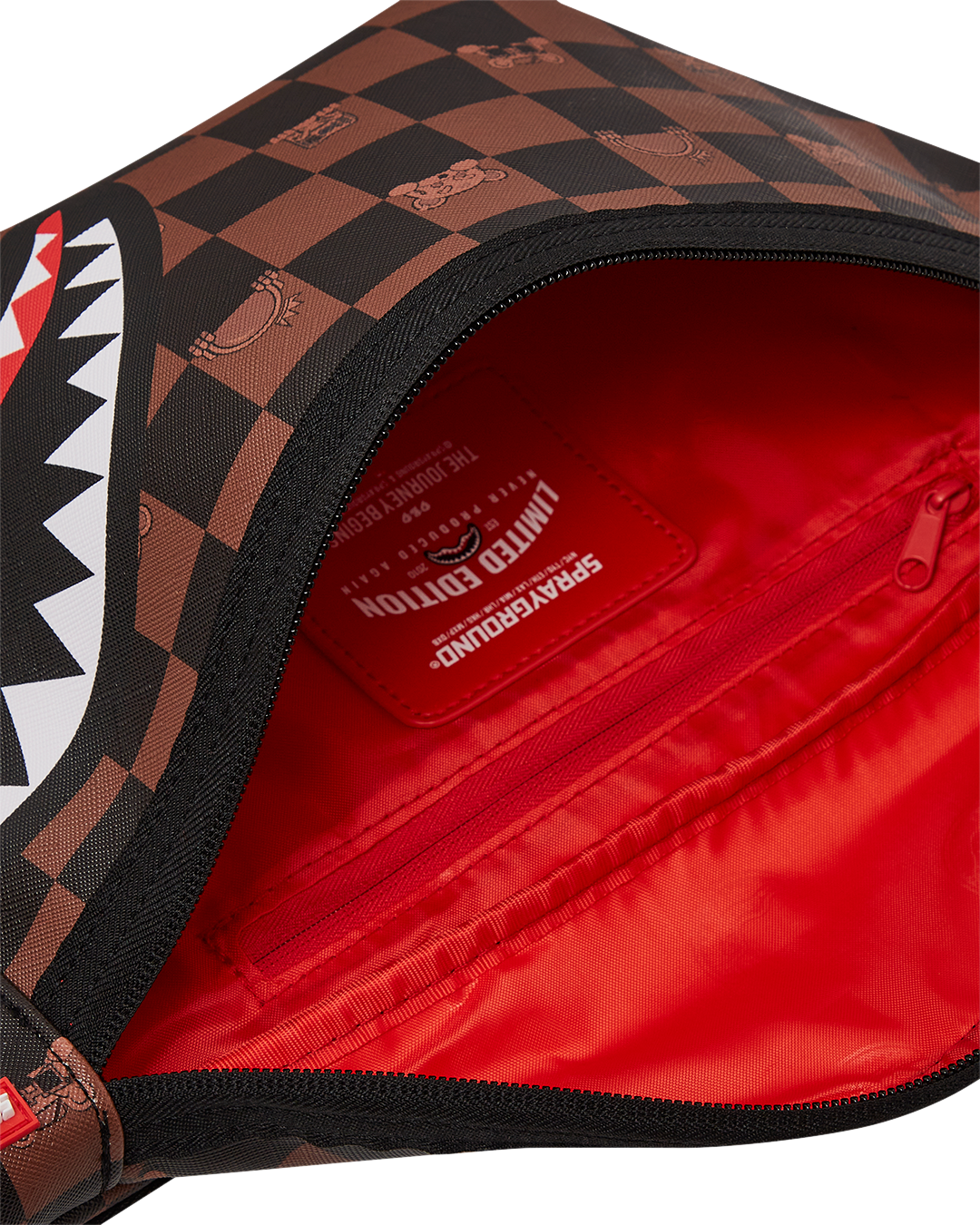 THE HIDEOUT SAVVY CROSSBODY