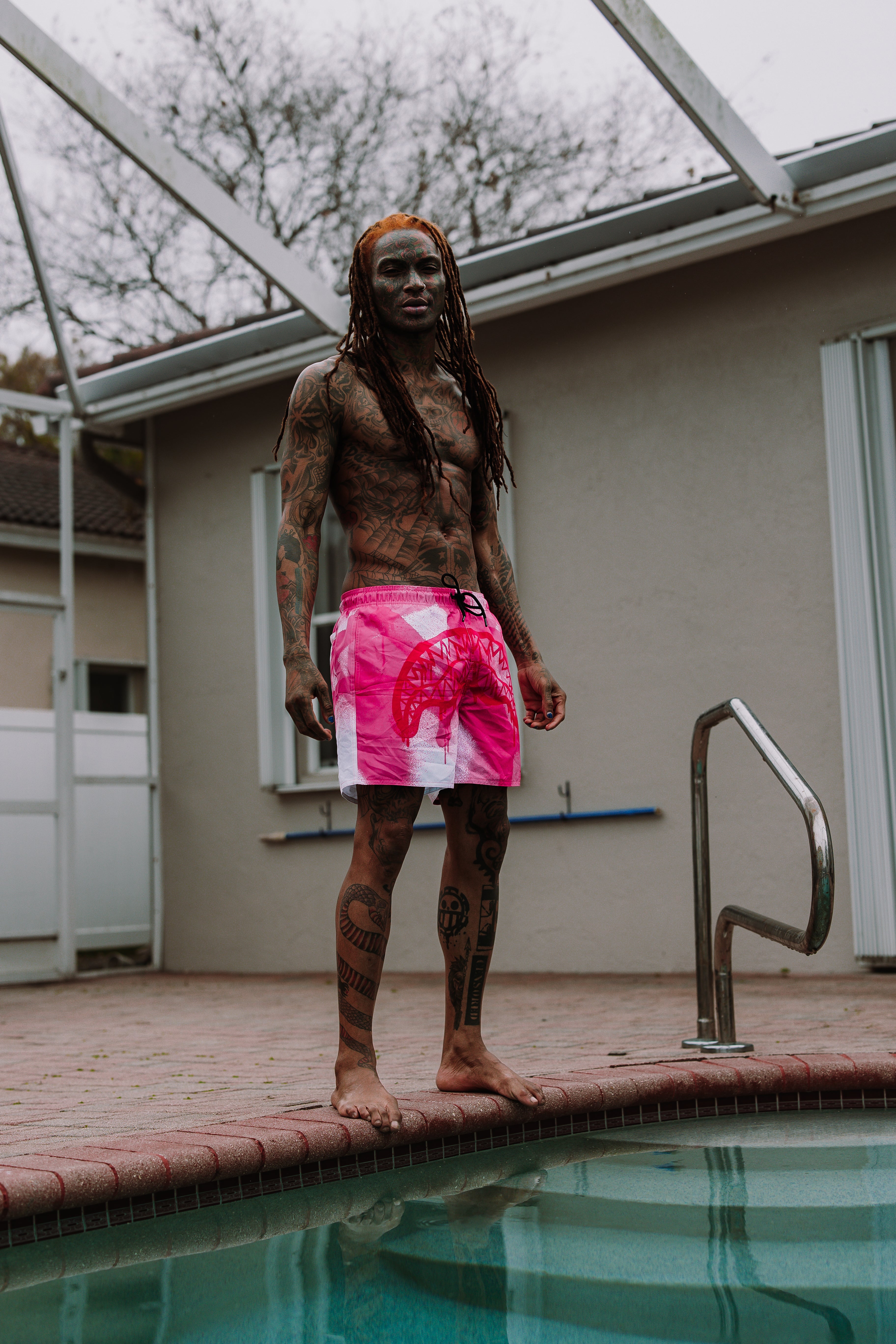 DESIGN STORM SWIM SHORTS