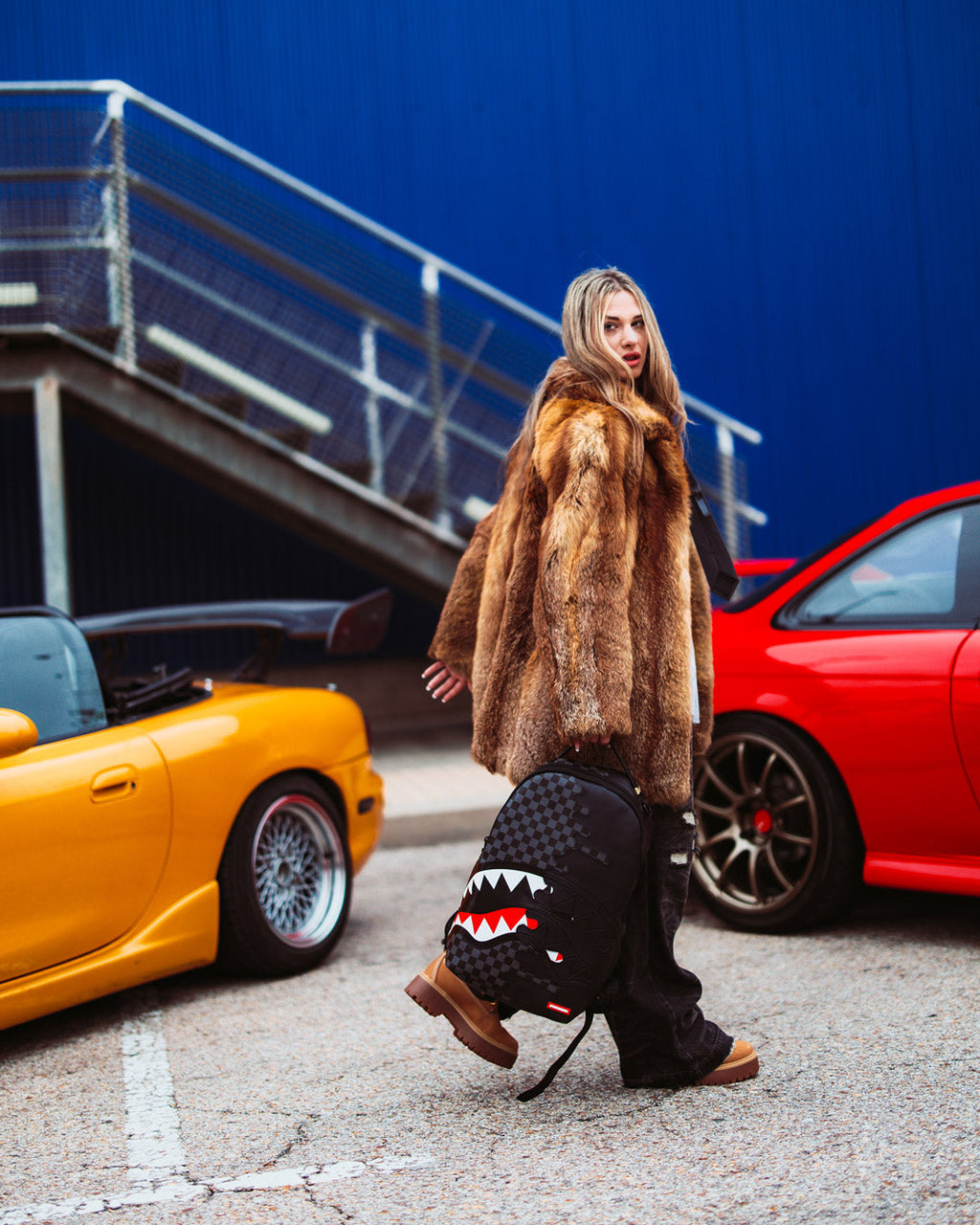 SPEED SHARK SIDE SWIPE BACKPACK