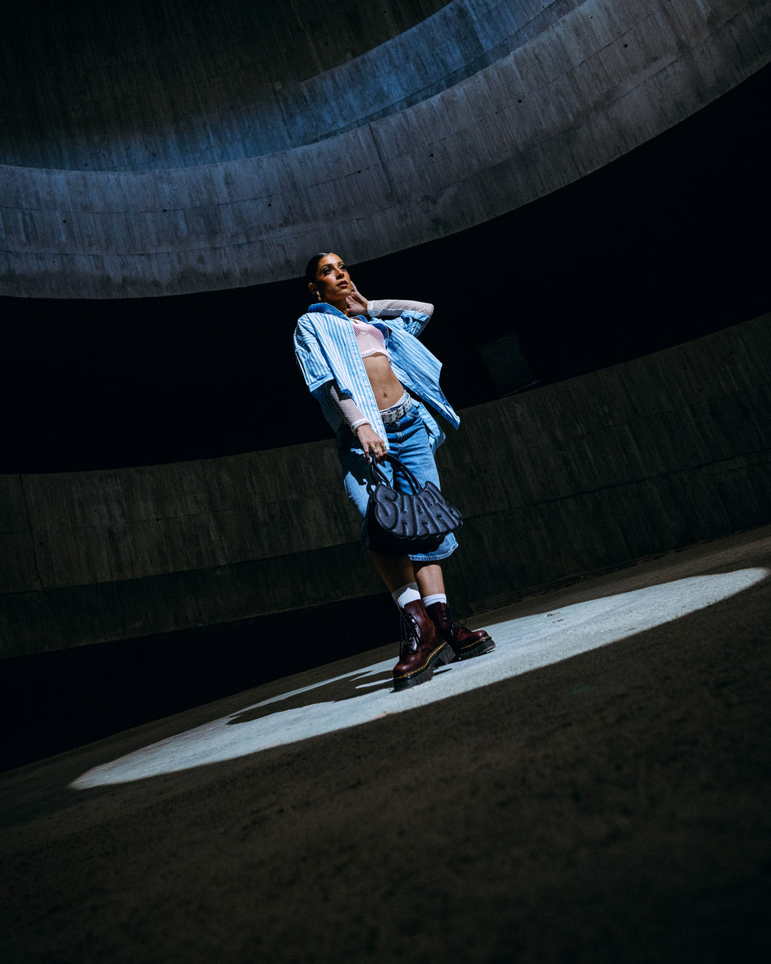 BUBBLE BUBBLE SHARK HANDBAG