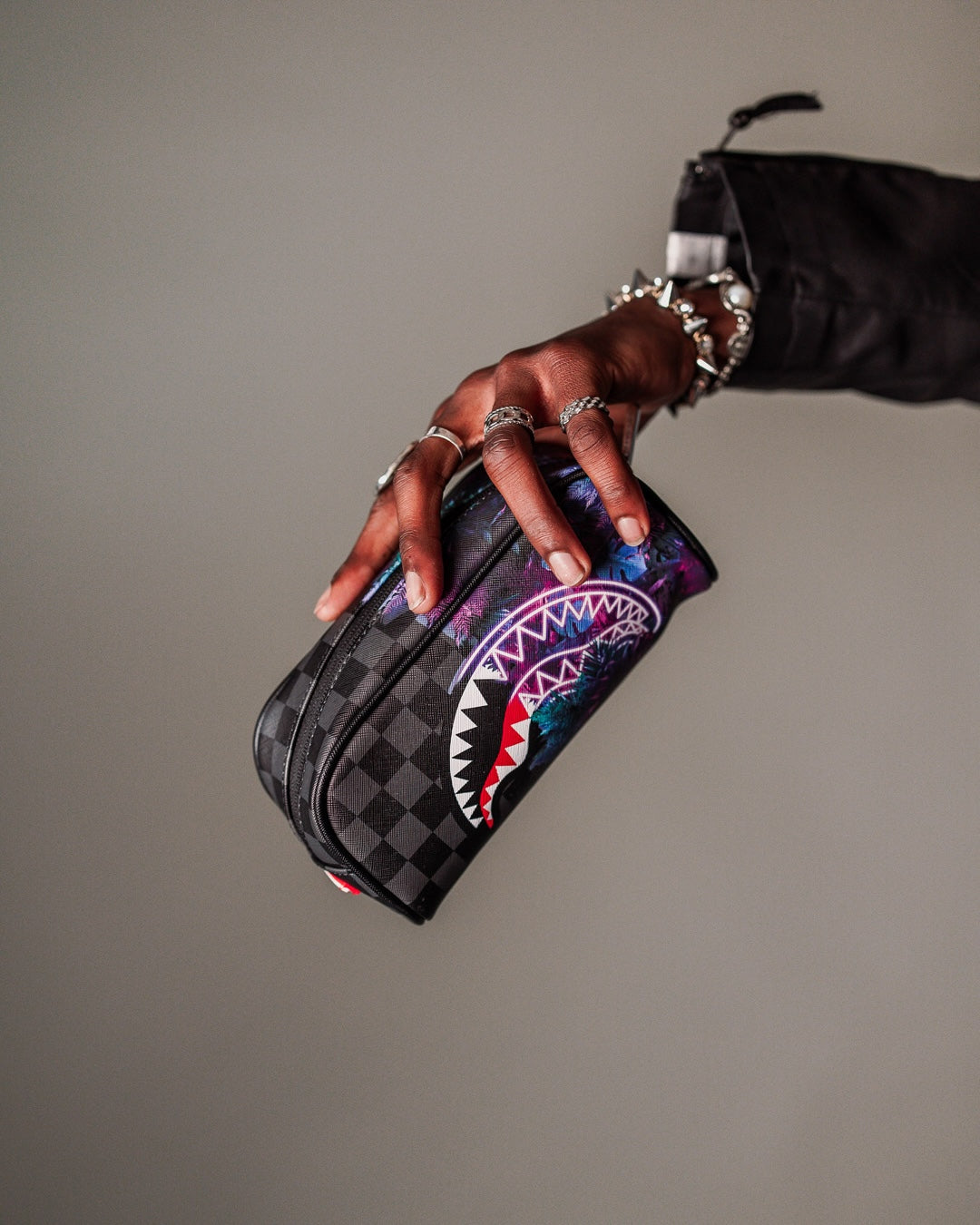 WELCOME TO THE PARTY POUCH