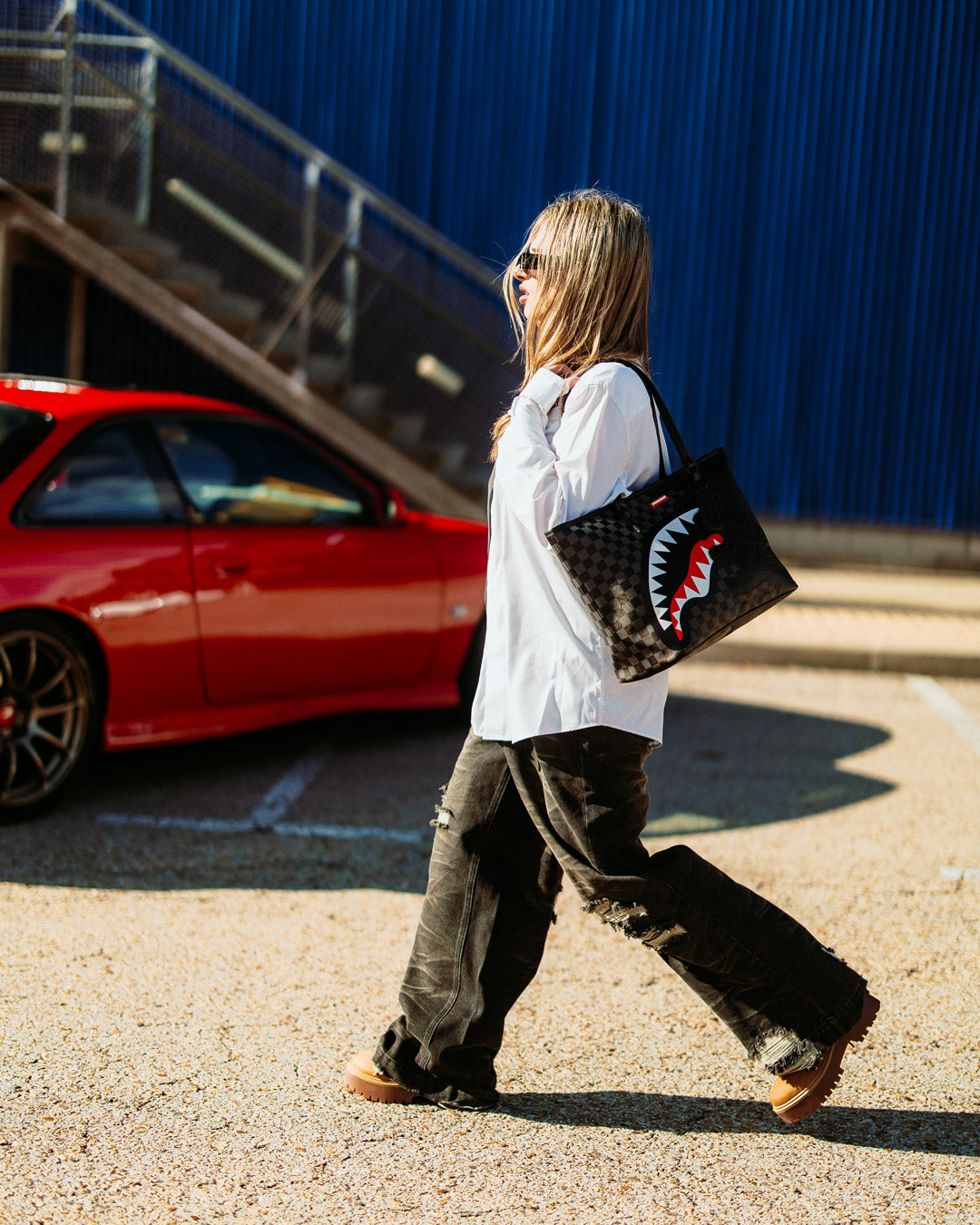 SPEED SHARK SIDE SWIPE TOTE