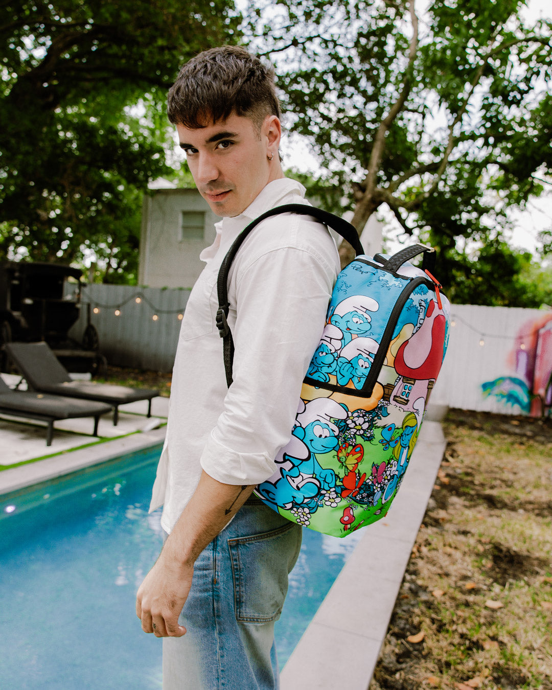 SMURFS IN THE GARDEN BACKPACK